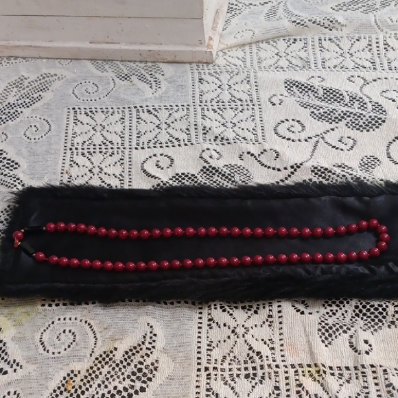 Accessories - Red Natural Beaded Necklace